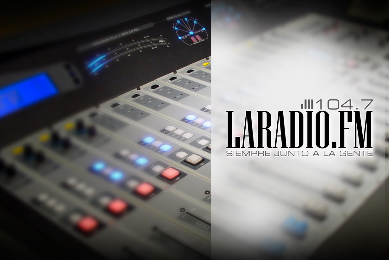 Nelson Ibarrola LA RADIO 104.7 mhz